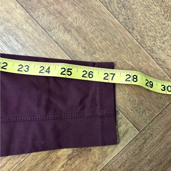 Athleta Women’s Small Purple Maroon High-Waisted Leggings with pockets - Picture 9 of 11